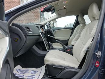 Volvo V40 1.5 T3 Inscription Hatchback 5dr Petrol Auto Euro 6 (s/s) (152 p
