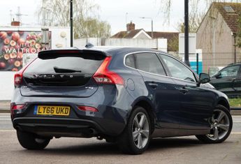 Volvo V40 1.5 T3 Inscription Hatchback 5dr Petrol Auto Euro 6 (s/s) (152 p