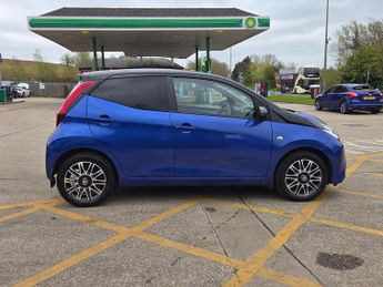 Toyota AYGO 1.0 VVT-i x-clusiv x-shift Euro 6 5dr