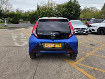 Toyota AYGO 1.0 VVT-i x-clusiv x-shift Euro 6 5dr