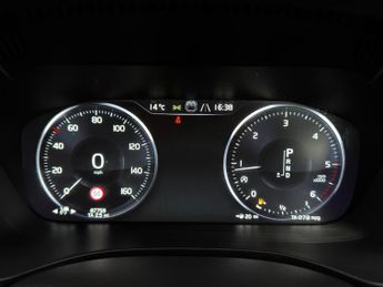 Volvo XC60 2.0 D5 PowerPulse R-Design Auto AWD Euro 6 (s/s) 5dr