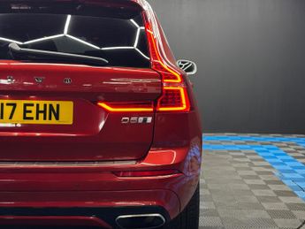 Volvo XC60 2.0 D5 PowerPulse R-Design Auto AWD Euro 6 (s/s) 5dr