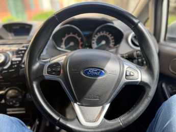 Ford Fiesta 1.0T EcoBoost Titanium Euro 6 (s/s) 5dr