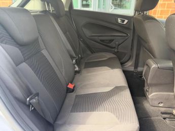 Ford Fiesta 1.0T EcoBoost Titanium Euro 6 (s/s) 5dr