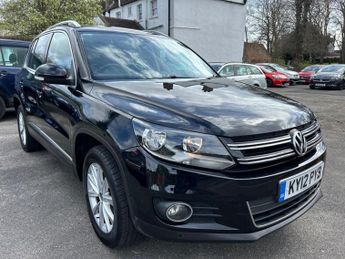 Volkswagen Tiguan 2.0 TDI BlueMotion Tech SE DSG 4WD Euro 5 (s/s) 5dr