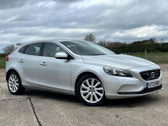 Volvo V40 2.0 D3 SE Lux Nav Euro 5 (s/s) 5dr