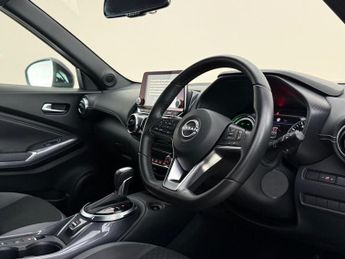 Nissan Juke 1.6 N-Connecta Auto Euro 6 5dr
