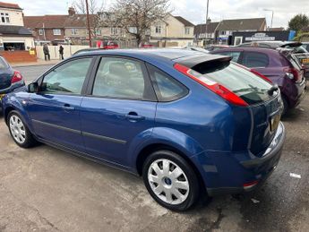 Ford Focus 1.6 LX 5dr