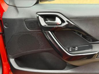 Peugeot 208 1.2 PureTech Allure Euro 6 5dr