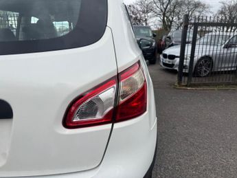 Nissan Qashqai 1.6 Visia 2WD Euro 5 (s/s) 5dr