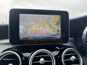 Mercedes-Benz C Class 2.1 C220d AMG Line G-Tronic+ Euro 6 (s/s) 4dr