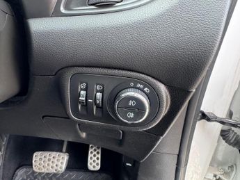 Vauxhall Zafira Tourer 1.4i Turbo SRi Nav Auto Euro 6 5dr