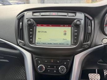 Vauxhall Zafira Tourer 1.4i Turbo SRi Nav Auto Euro 6 5dr