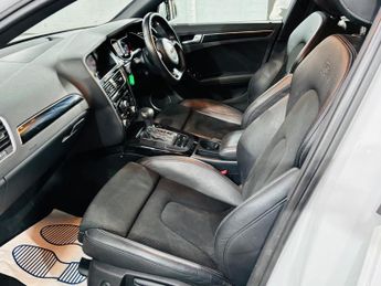 Audi A4 Avant 2.0 TDI Black Edition Multitronic Euro 5 (s/s) 5dr