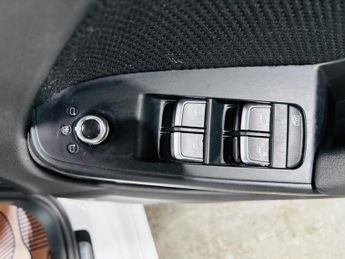 Audi A4 Avant 2.0 TDI Black Edition Multitronic Euro 5 (s/s) 5dr