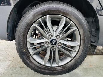 Hyundai ix35 2.0 CRDi SE Auto 4WD Euro 5 5dr