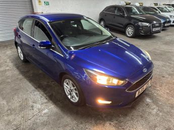 Ford Focus 1.6 Zetec Powershift Euro 6 5dr