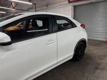 Honda Civic 1.6 i-DTEC SE Euro 5 (s/s) 5dr