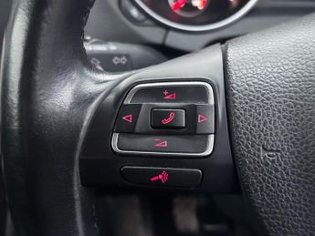 Volkswagen Golf 2.0 TDI Match Euro 5 5dr