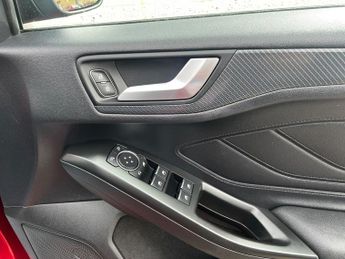 Ford Focus 1.5 EcoBlue ST-Line X Auto Euro 6 (s/s) 5dr