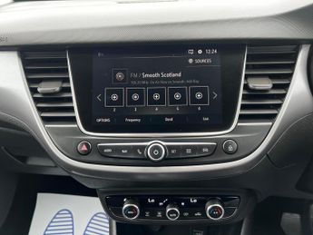 Vauxhall Crossland X 1.2 Turbo SE Nav Auto Euro 6 (s/s) 5dr