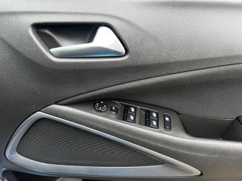 Vauxhall Crossland X 1.2 Turbo SE Nav Auto Euro 6 (s/s) 5dr