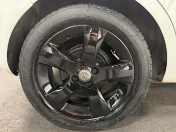 Vauxhall Corsa 1.2i ecoFLEX 16V SXi Euro 5 (s/s) 5dr (A/C)