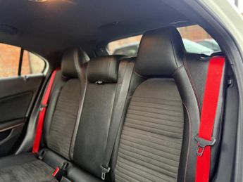 Mercedes-Benz A Class 2.0 A45 AMG (Premium) SpdS DCT 4MATIC Euro 6 (s/s) 5dr