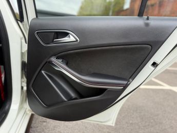 Mercedes-Benz A Class 2.0 A45 AMG (Premium) SpdS DCT 4MATIC Euro 6 (s/s) 5dr