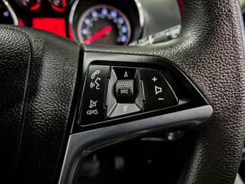 Vauxhall Zafira Tourer 2.0 CDTi Exclusiv Auto Euro 5 5dr