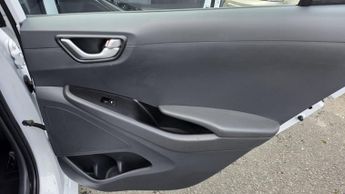 Hyundai IONIQ 1.6 h-GDi SE Hatchback 5dr Petrol Hybrid DCT Euro 6 (s/s) (141 p