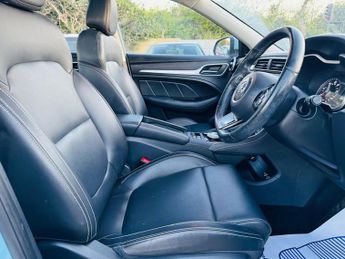 MG MG ZS 44.5kWh Exclusive Auto 5dr