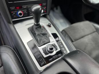 Audi Q7 3.0 TDI V6 S line Tiptronic quattro Euro 4 5dr