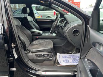 Audi Q7 3.0 TDI V6 S line Tiptronic quattro Euro 4 5dr