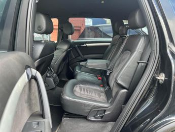 Audi Q7 3.0 TDI V6 S line Tiptronic quattro Euro 4 5dr