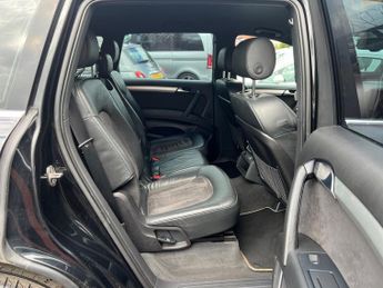 Audi Q7 3.0 TDI V6 S line Tiptronic quattro Euro 4 5dr