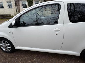 Toyota AYGO 1.0 VVT-i Mode Euro 5 3dr