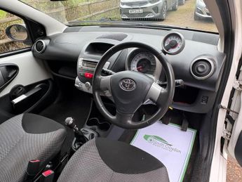 Toyota AYGO 1.0 VVT-i Mode Euro 5 3dr