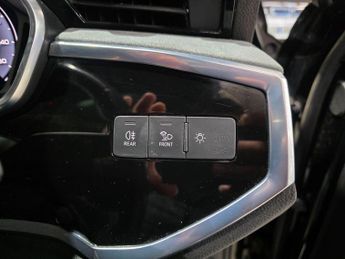 Audi Q3 2.0 TFSI 40 Vorsprung S Tronic quattro Euro 6 (s/s) 5dr