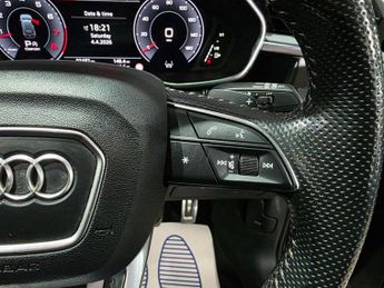 Audi Q3 2.0 TFSI 40 Vorsprung S Tronic quattro Euro 6 (s/s) 5dr