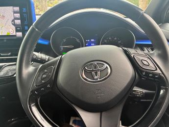 Toyota C-HR 1.8 VVT-h Dynamic CVT Euro 6 (s/s) 5dr
