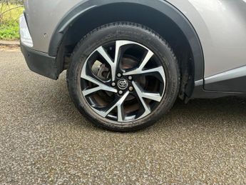 Toyota C-HR 1.8 VVT-h Dynamic CVT Euro 6 (s/s) 5dr