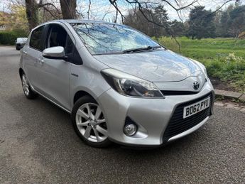Toyota Yaris 1.5 VVT-h T Spirit CVT Euro 5 5dr