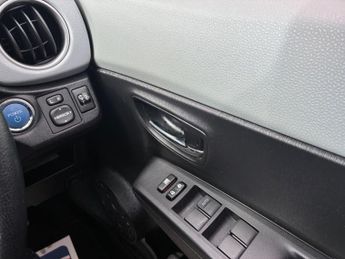 Toyota Yaris 1.5 VVT-h T Spirit CVT Euro 5 5dr