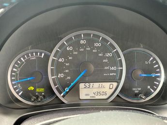 Toyota Yaris 1.5 VVT-h T Spirit CVT Euro 5 5dr