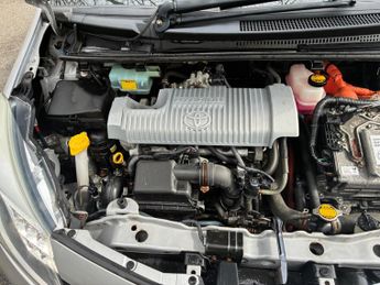 Toyota Yaris 1.5 VVT-h T Spirit CVT Euro 5 5dr