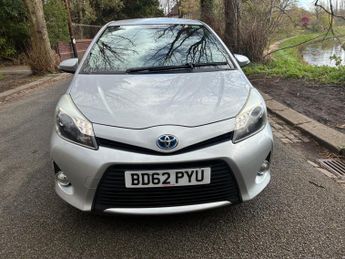 Toyota Yaris 1.5 VVT-h T Spirit CVT Euro 5 5dr