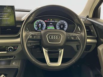 Audi Q5 2.0 TFSIe 50 Sport SUV 5dr Petrol Plug-in Hybrid S Tronic quattr