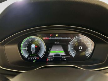 Audi Q5 2.0 TFSIe 50 Sport SUV 5dr Petrol Plug-in Hybrid S Tronic quattr