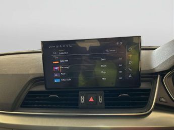 Audi Q5 2.0 TFSIe 50 Sport SUV 5dr Petrol Plug-in Hybrid S Tronic quattr